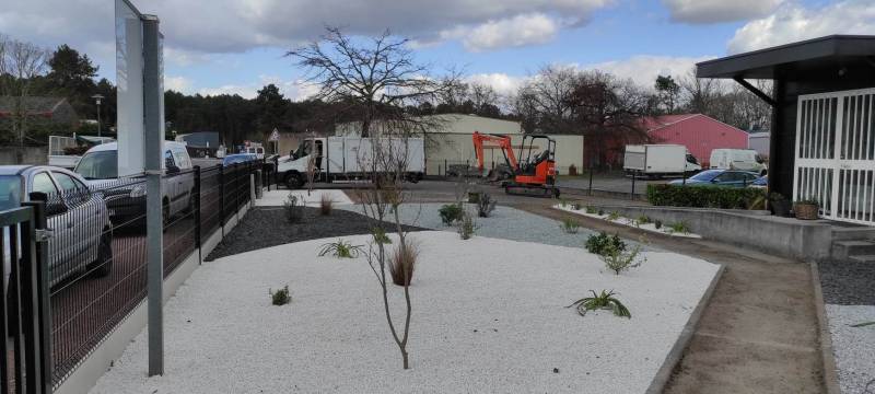 Aménagement de massif à Léognan près de Bordeaux